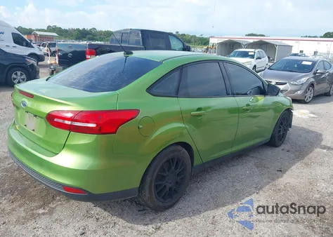 2018 Ford Focus Se z USA, uszkodzony, nr VIN 1FADP3F23JL258509